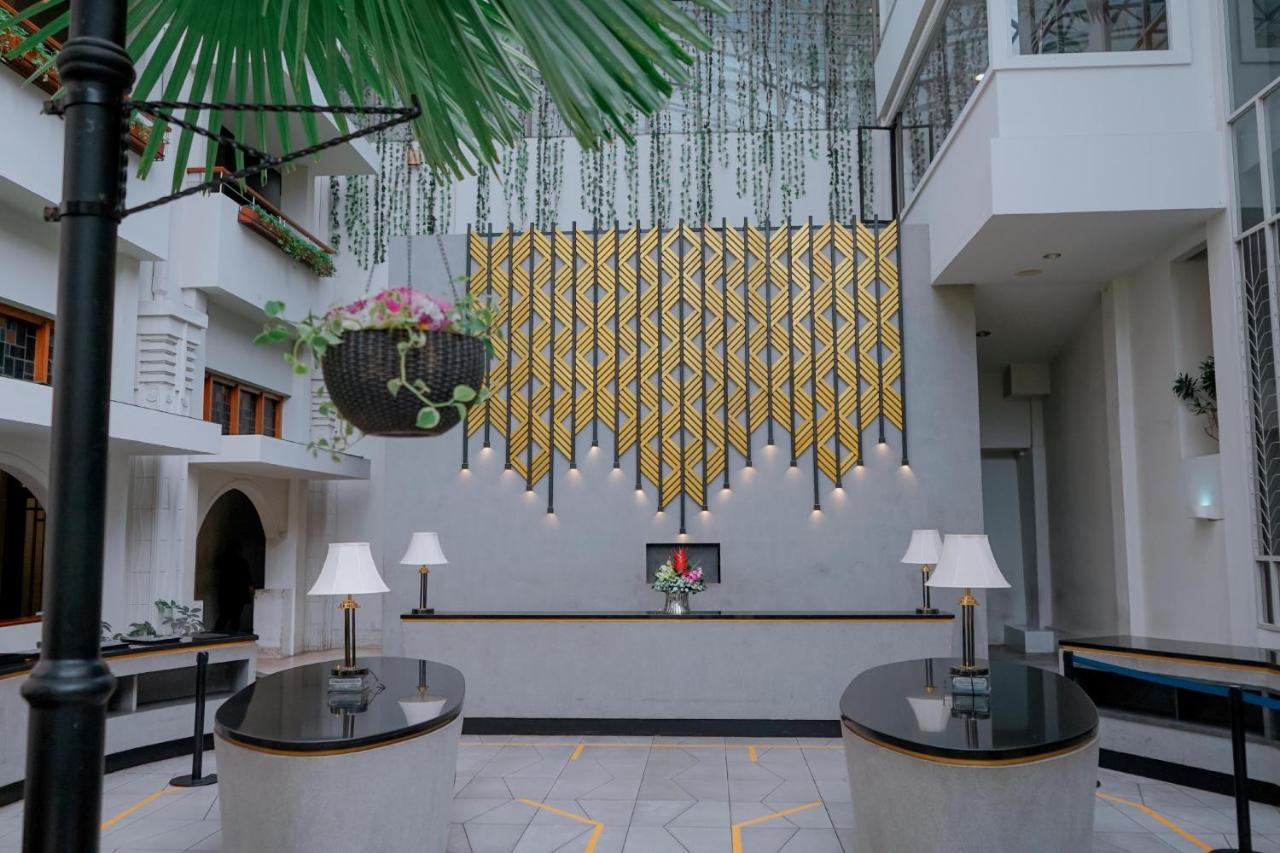 Hotel Savoy Homann Bandung Exterior foto